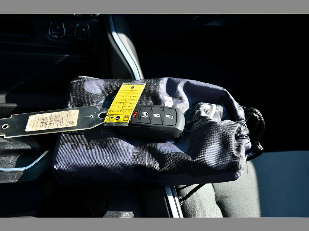 Used 2023 RAM 1500 Big Horn AWD/4WD image 39