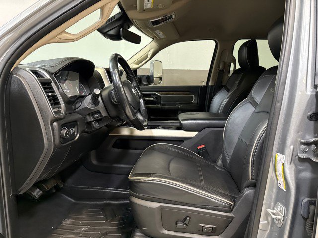 Used 2020 RAM 3500 Laramie image 13