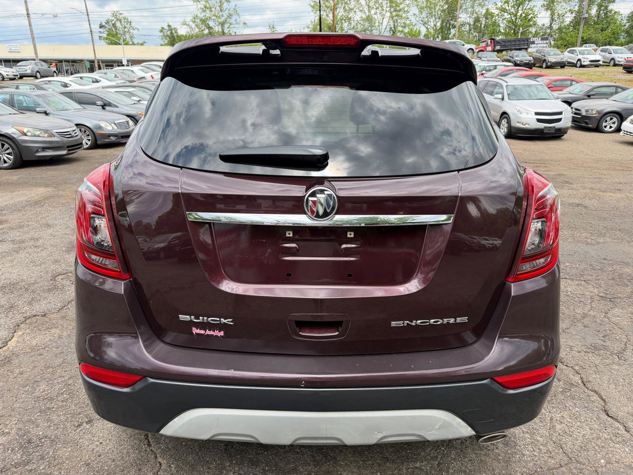 Used 2018 Buick Encore Sport Touring w/ Safety Package FWD image 6