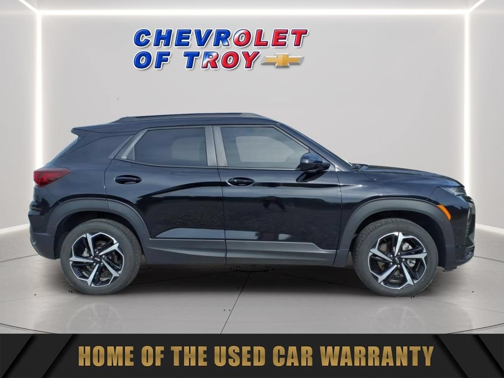 Used 2023 Chevrolet TrailBlazer RS w/ Sun and Liftgate Package AWD/4WD image 10
