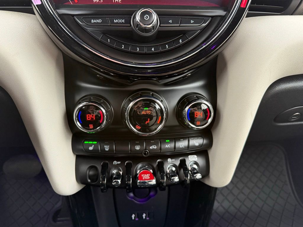 Used 2020 MINI Cooper S w/ Signature Upholstery Package image 21