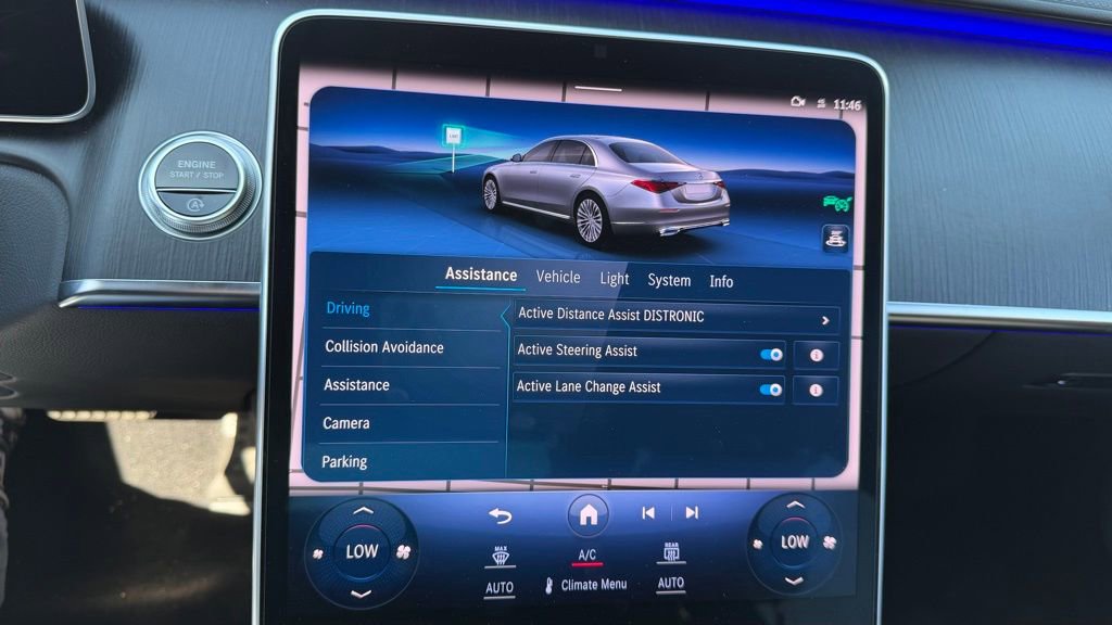 Used 2022 Mercedes-Benz S 580 4MATIC Sedan w/ AMG Line Package image 13