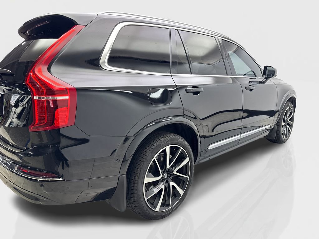 Used 2023 Volvo XC90 B6 Plus image 13