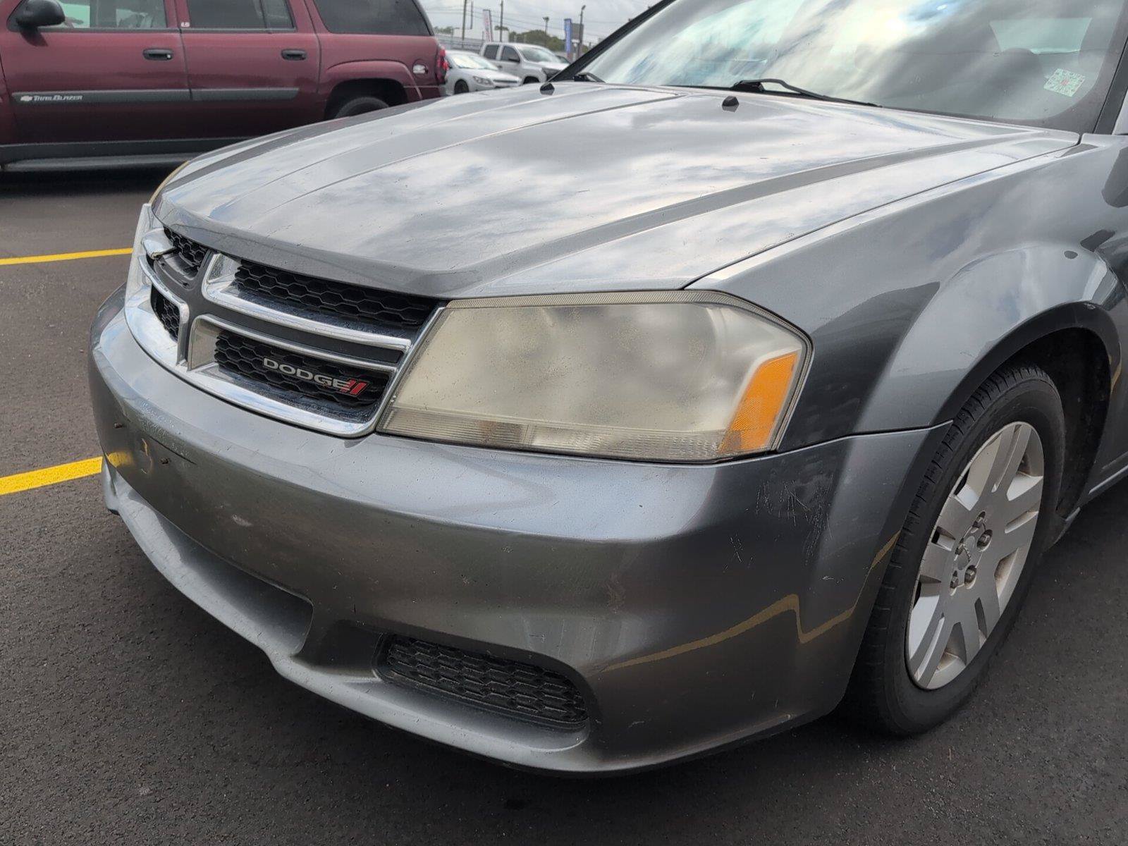 Used 2012 Dodge Avenger SE FWD image 8