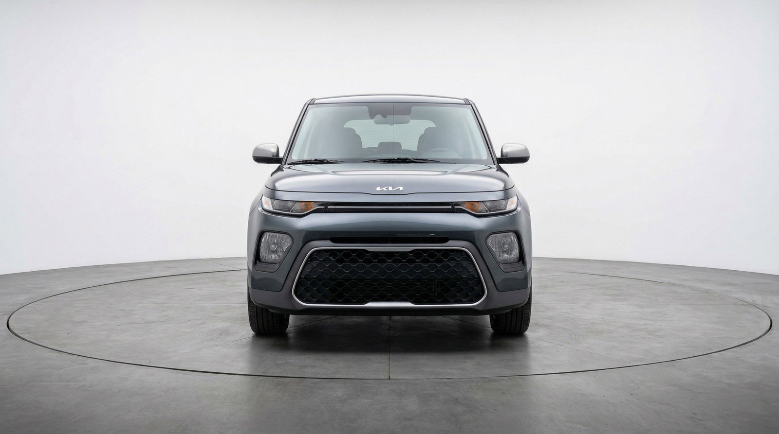 Used 2025 Kia Soul LX w/ LX Technology Package image 2