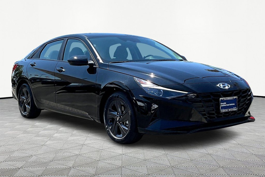 Certified 2023 Hyundai Elantra SEL FWD image 6