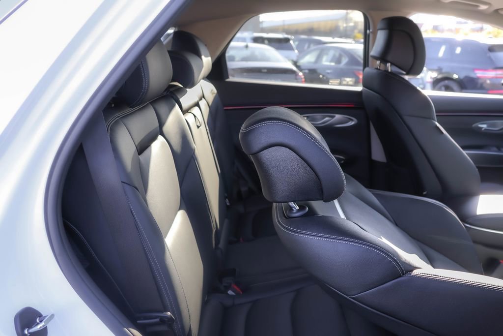 Used 2026 Genesis GV70 2.5T Select image 31