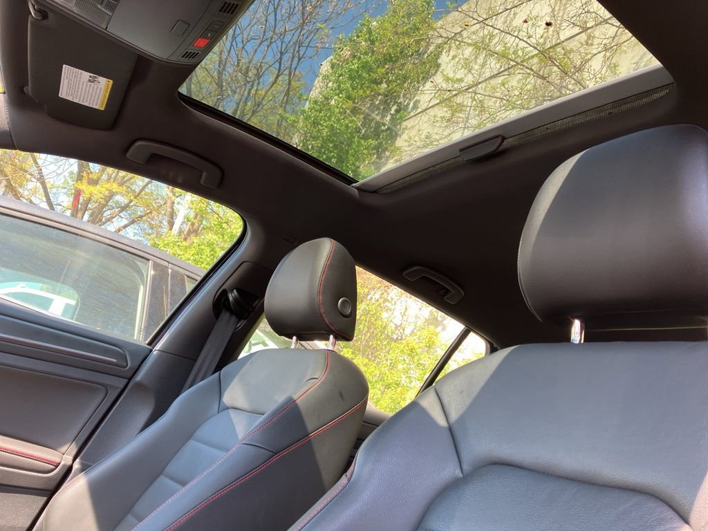 Used 2018 Volkswagen GTI S image 15