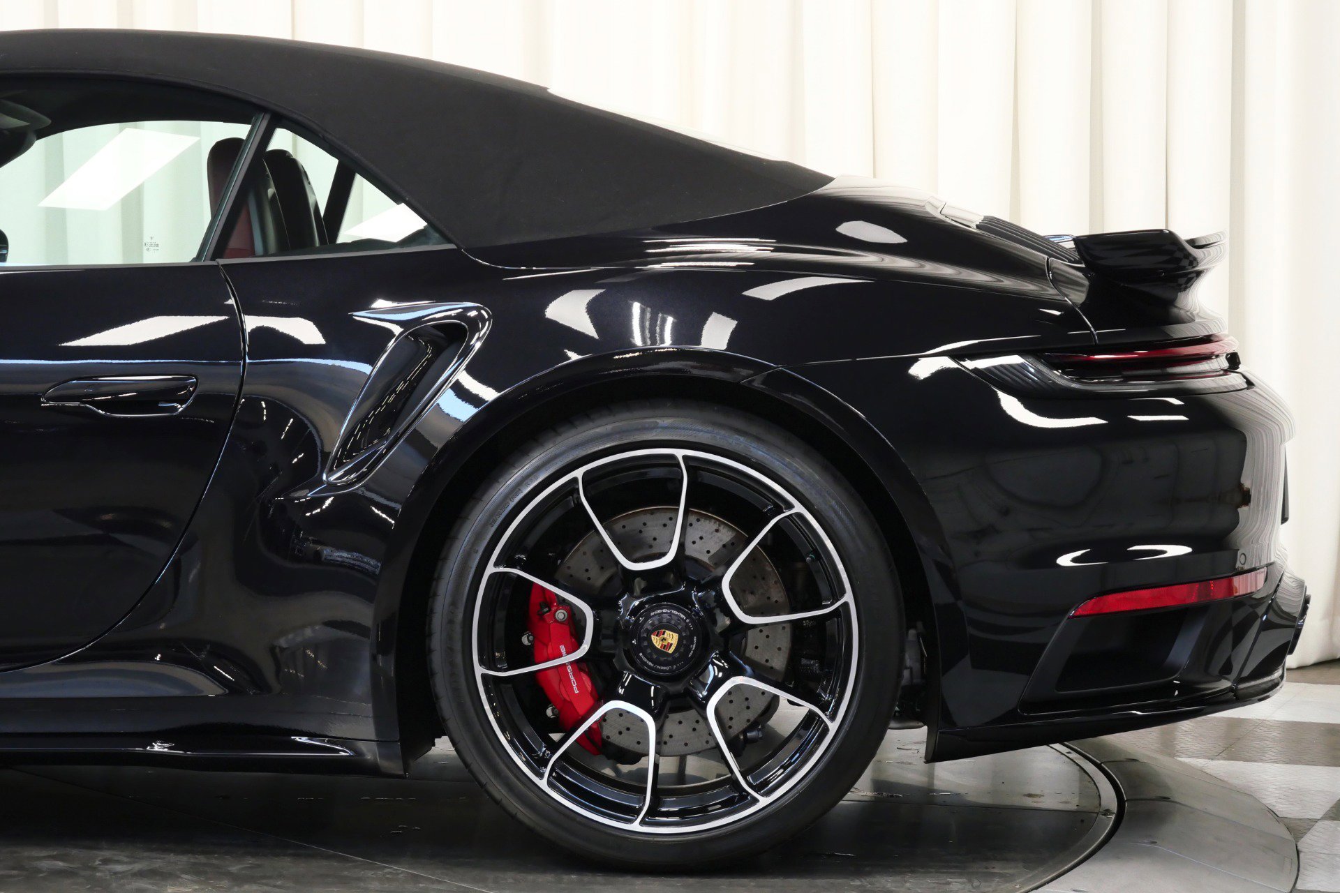 Used 2024 Porsche 911 Turbo image 50