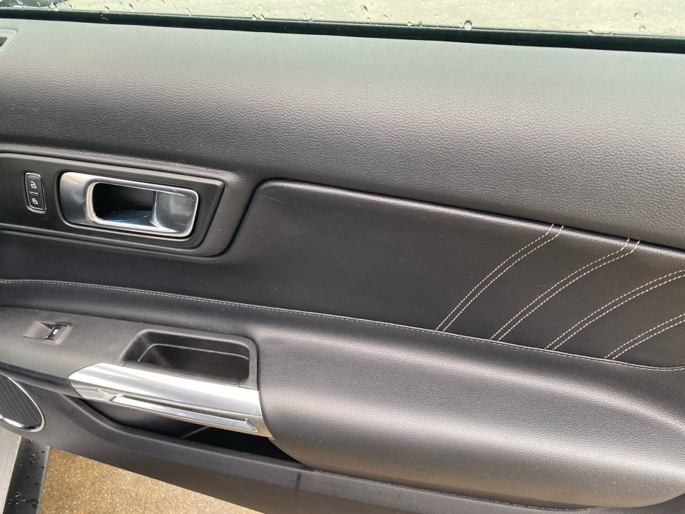 Used 2019 Ford Mustang GT Premium image 34