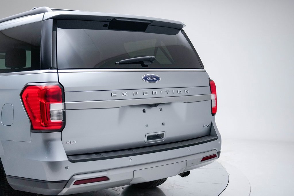 Used 2024 Ford Expedition Max XLT image 8