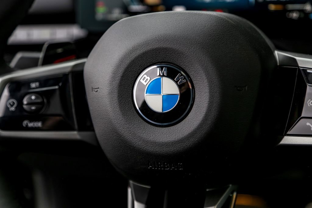 New 2026 BMW 530i xDrive w/ M Sport Package image 13