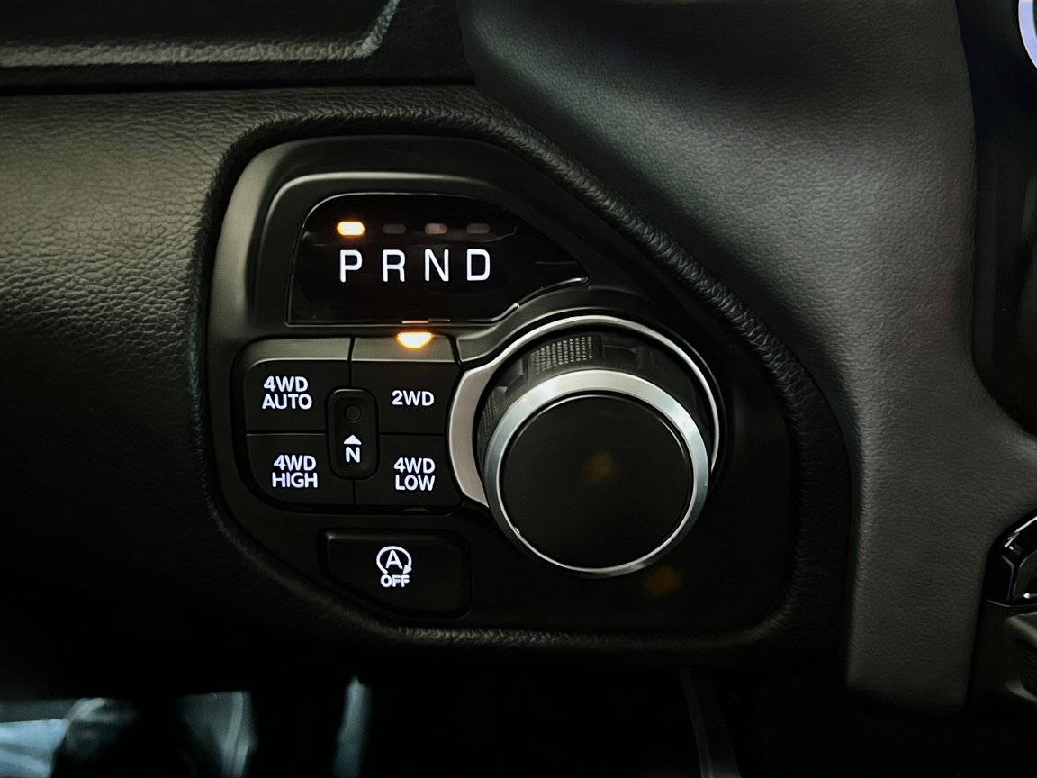 Used 2022 RAM 1500 Big Horn AWD/4WD image 12