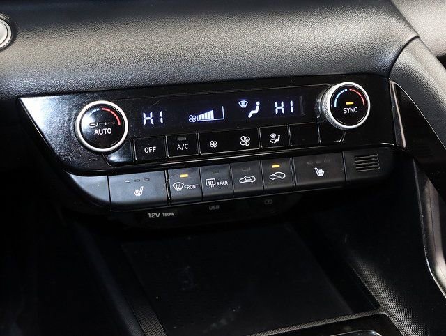 Used 2022 Hyundai Elantra SEL w/ Convenience Package image 18
