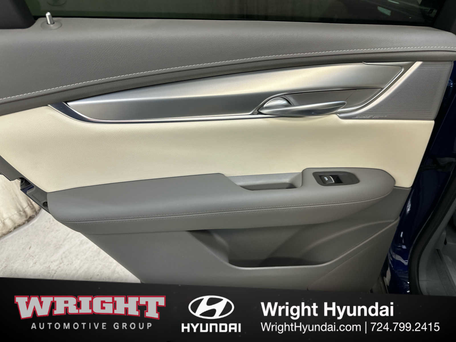 Used 2024 Cadillac XT5 Premium Luxury w/ Technology Package image 12