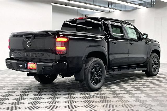 New 2026 Nissan Frontier SV w/ All-Weather Content Package AWD/4WD image 18