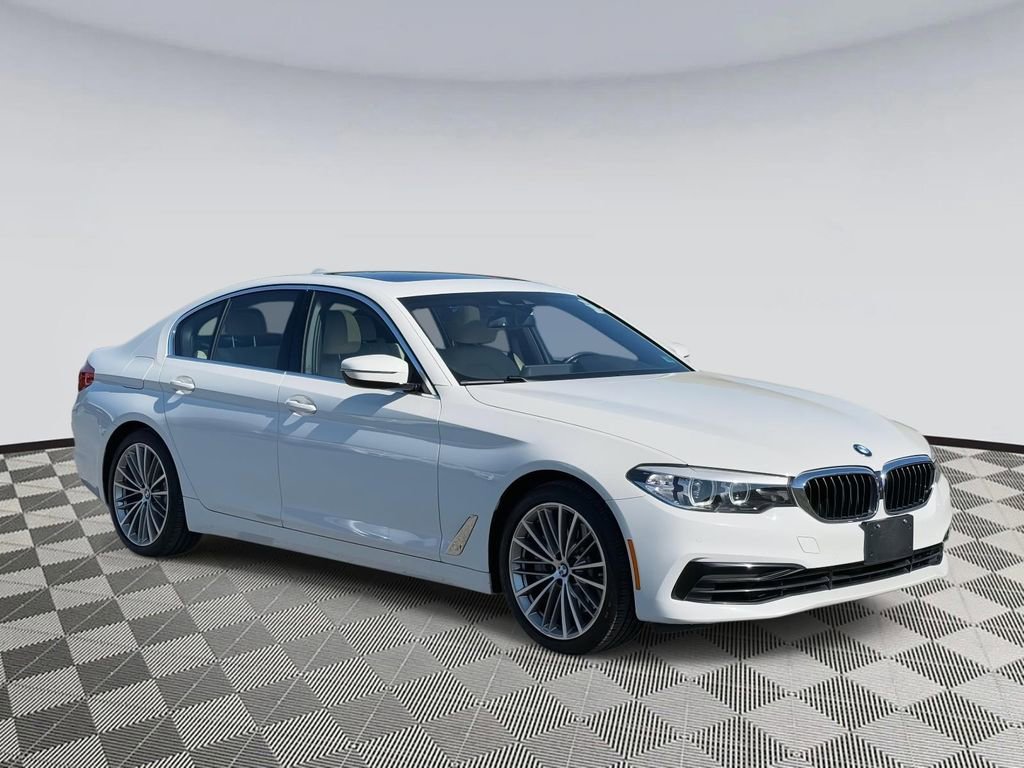 Used 2020 BMW 530e xDrive w/ Premium Package
