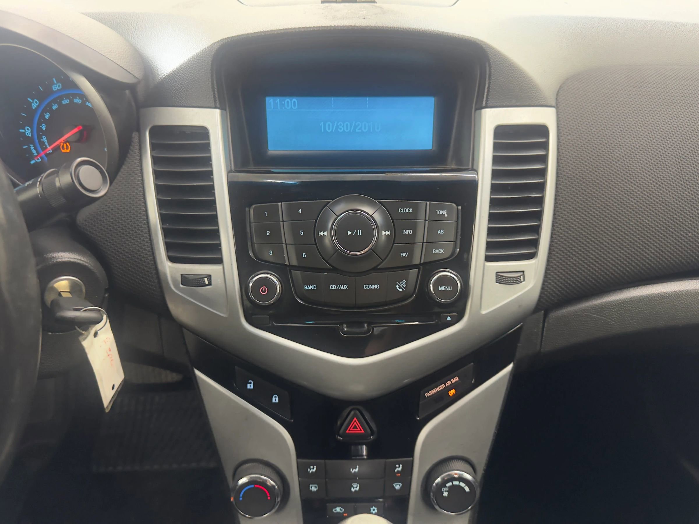 Used 2011 Chevrolet Cruze LT FWD image 17