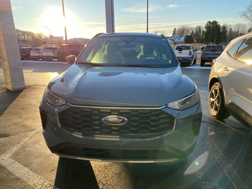 New 2026 Ford Escape ST-Line w/ Tech Pack #1 image 9