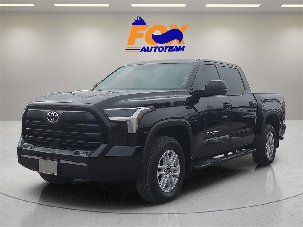 Used 2025 Toyota Tundra SR5 image 1