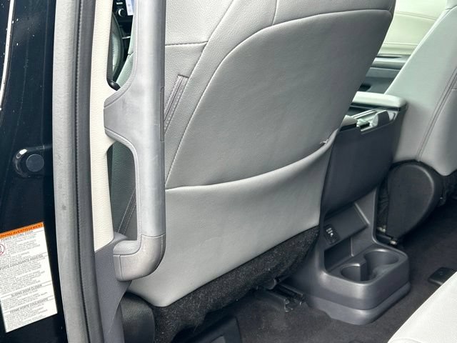 Used 2024 Toyota Sienna XLE w/ XLE Plus Package AWD/4WD image 47