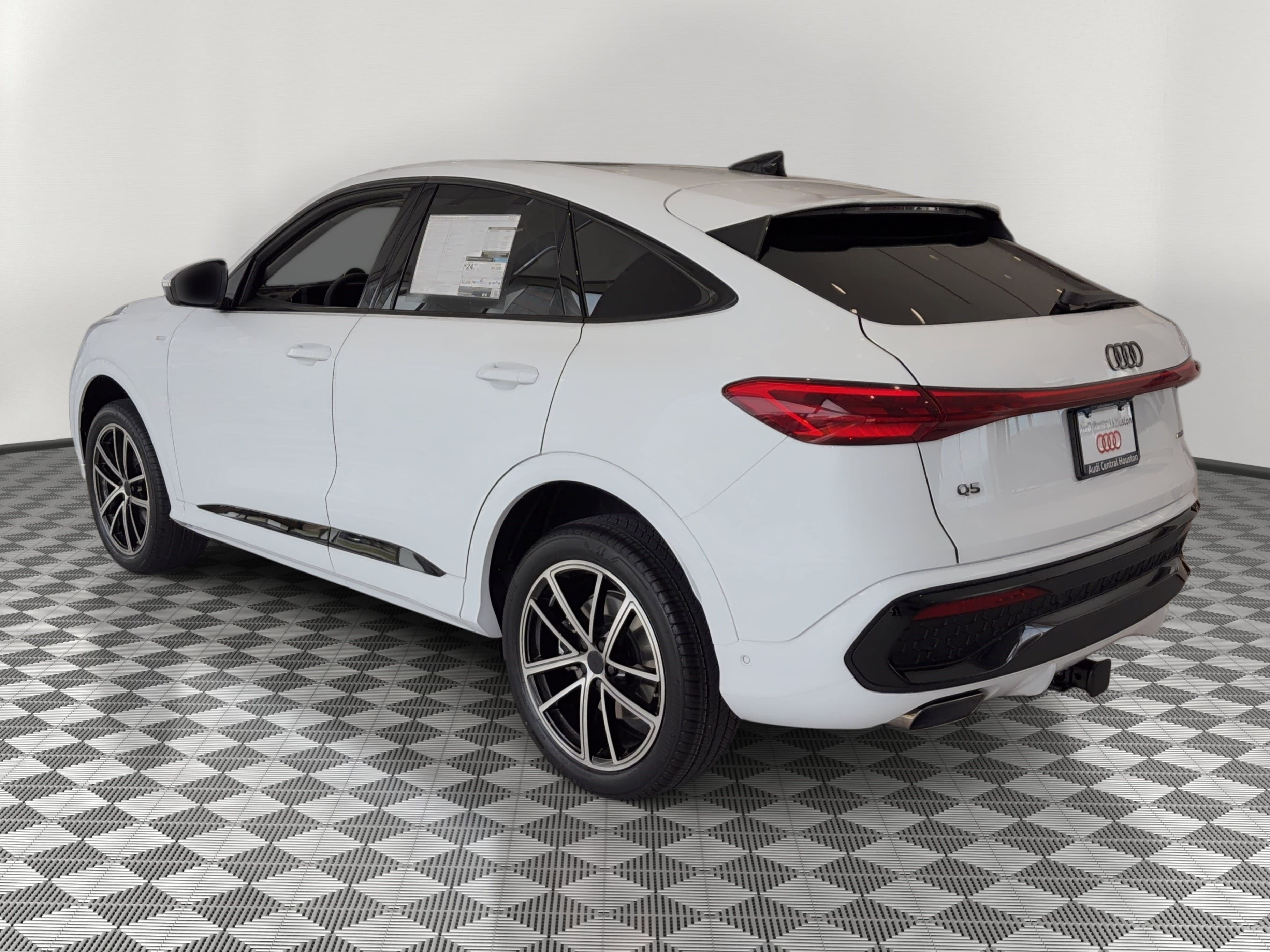 New 2026 Audi Q5 Premium Plus image 3