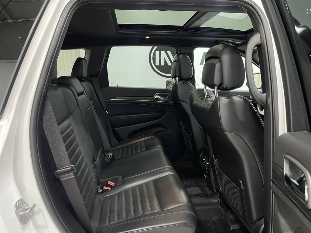 Used 2020 Jeep Grand Cherokee Limited X image 32