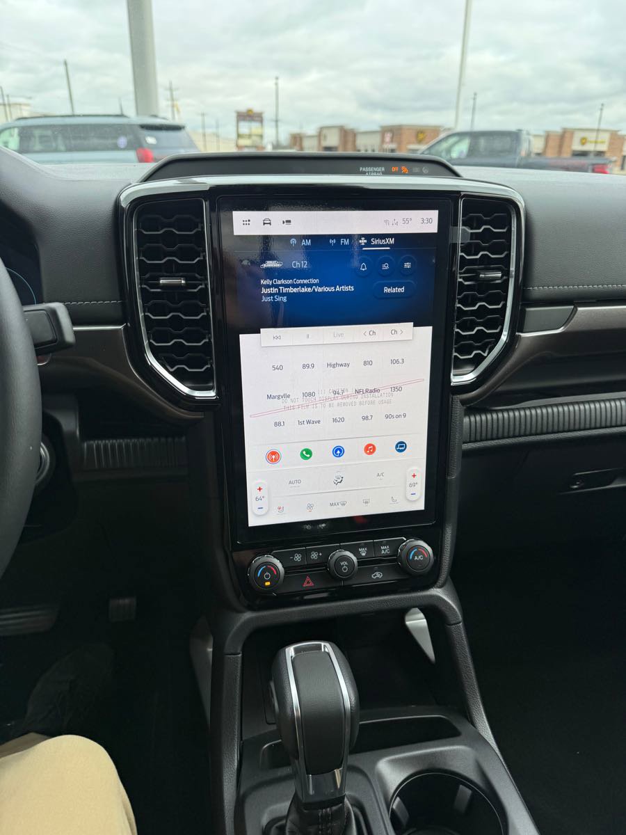 New 2025 Ford Ranger Lariat w/ Chrome Accent Package image 24