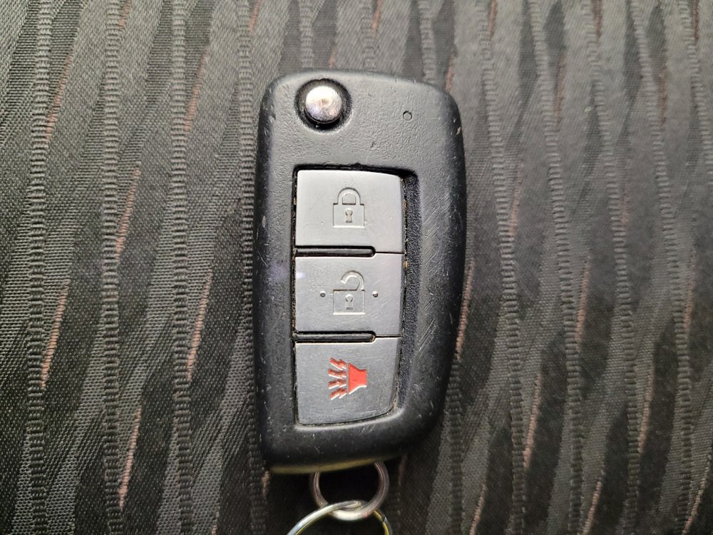 Used 2018 Nissan Rogue S image 32