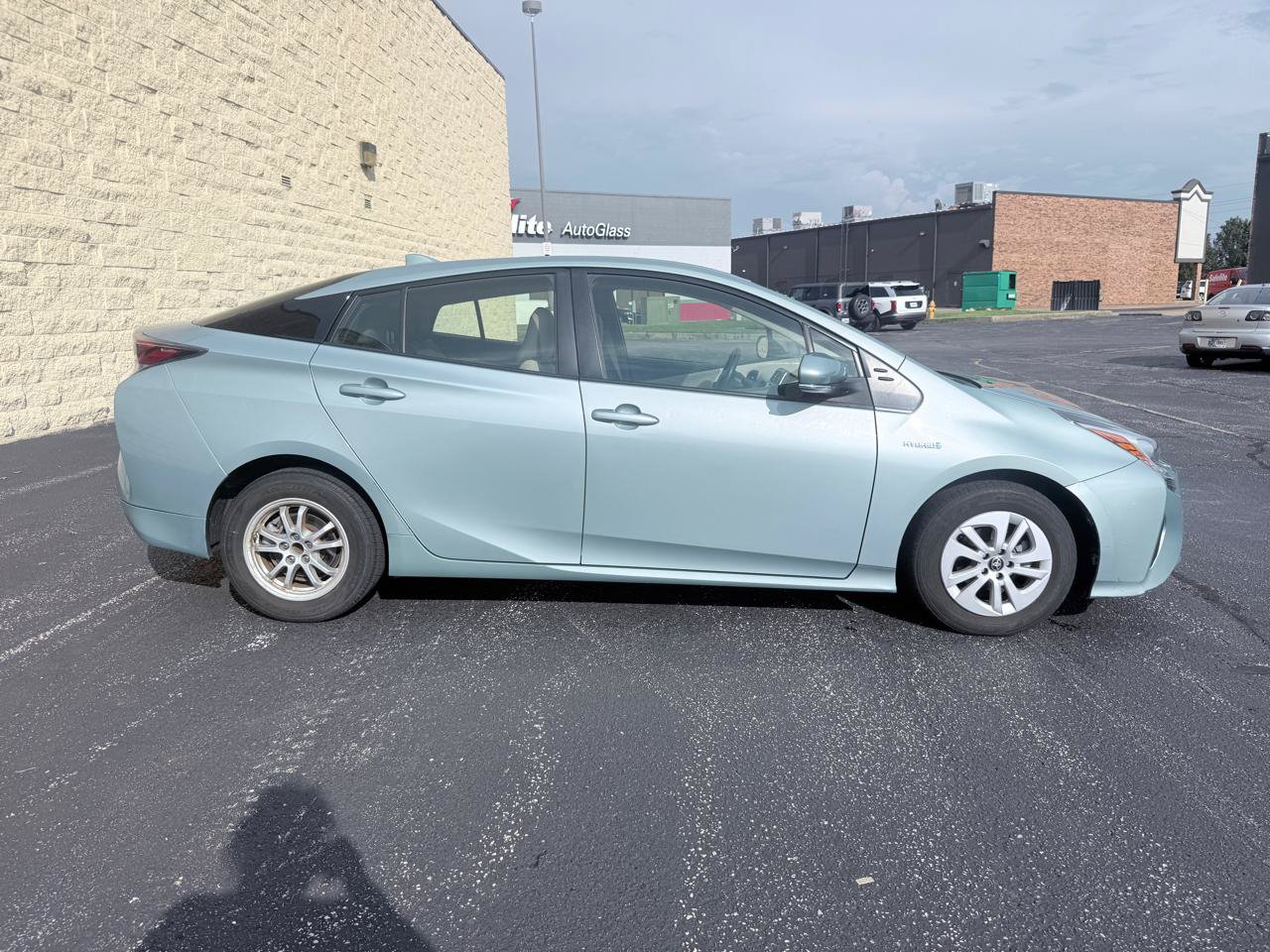 Used 2016 Toyota Prius Two FWD image 6