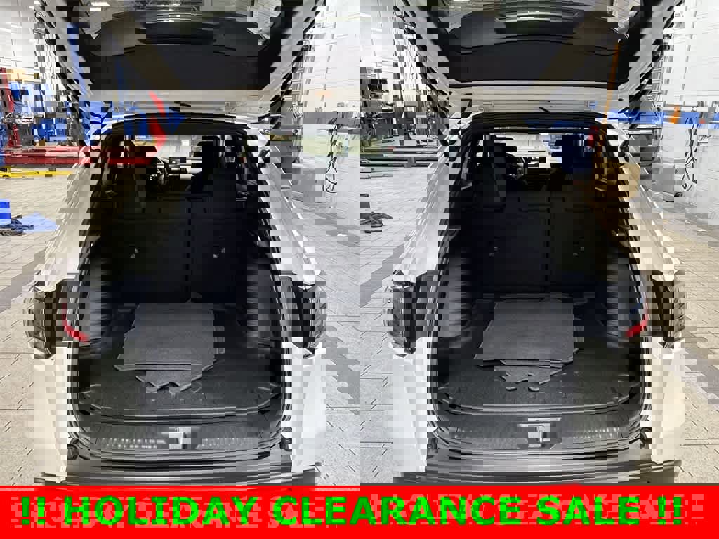 Certified 2025 Honda HR-V Sport image 11