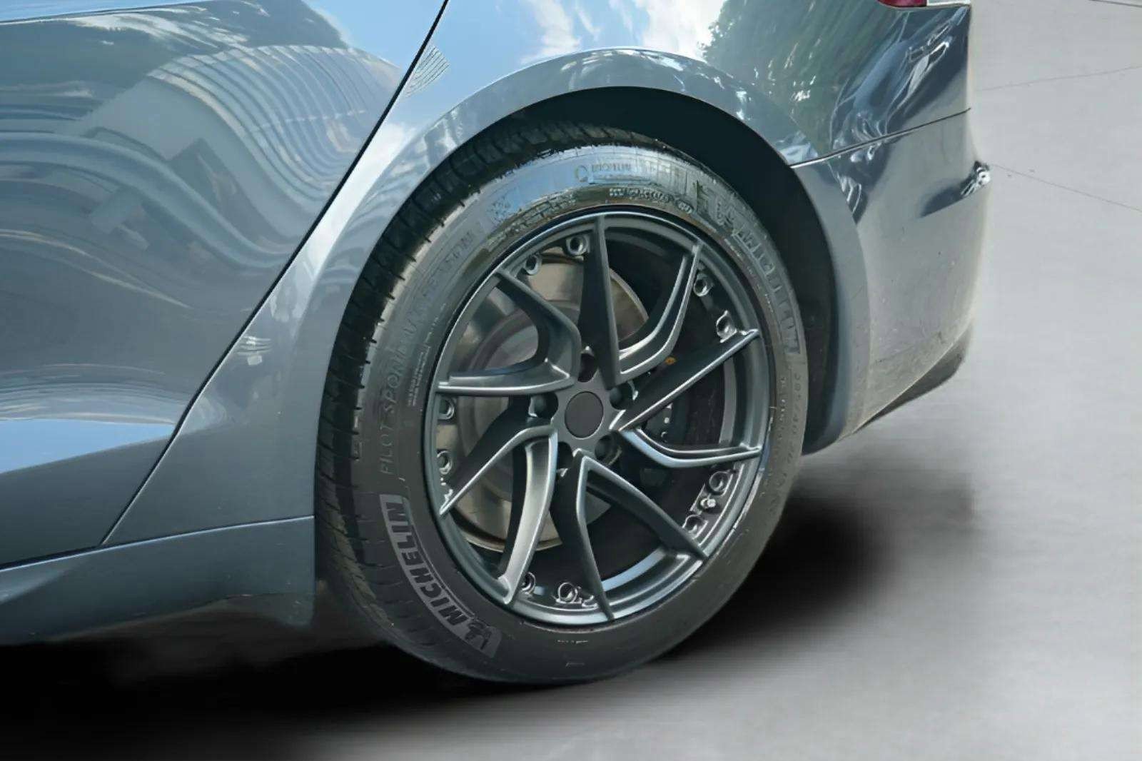 Used 2021 Tesla Model S Plaid image 64