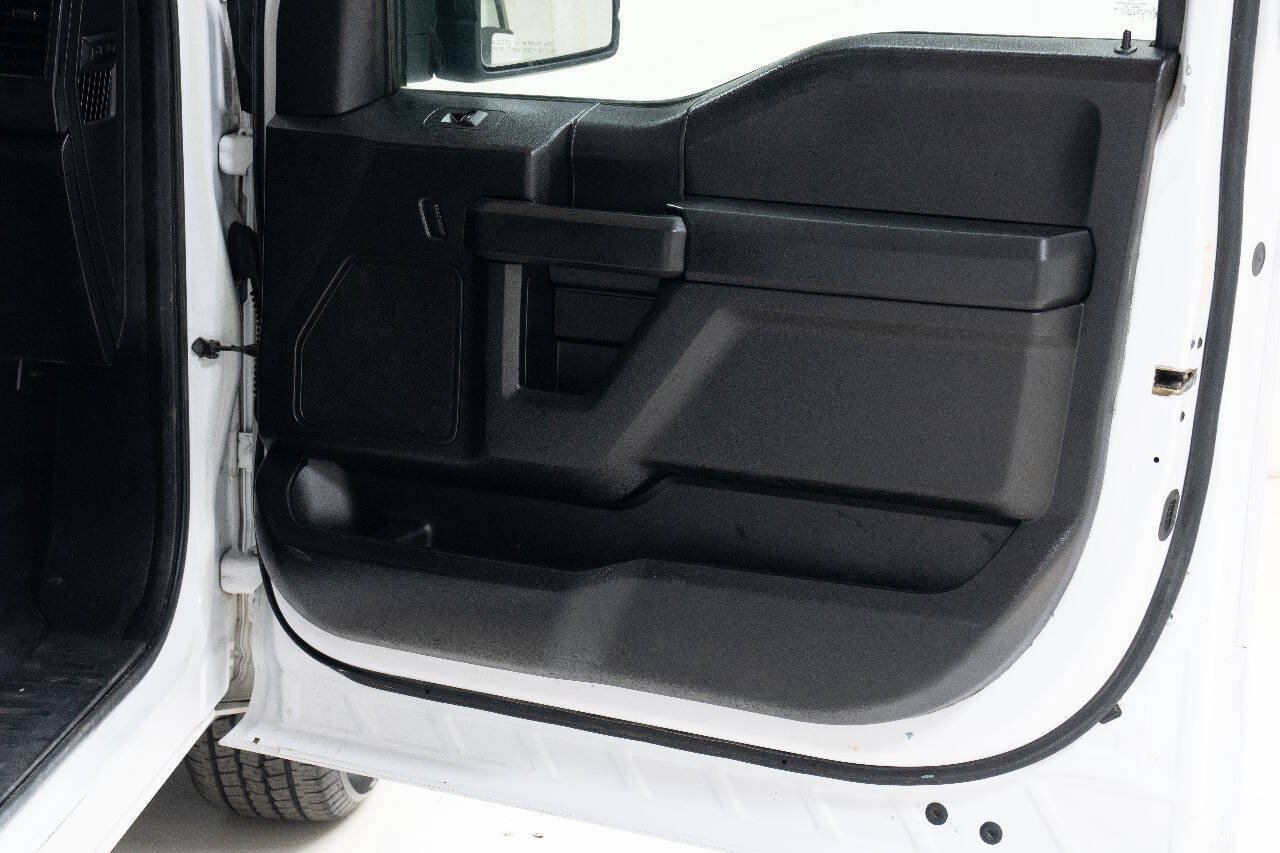 Used 2016 Ford F150 XL w/ Equipment Group 101A Mid RWD image 25