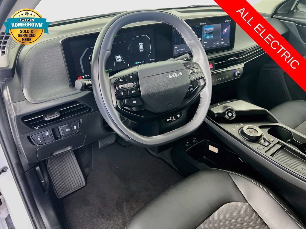 Certified 2025 Kia EV6 Light RWD image 10
