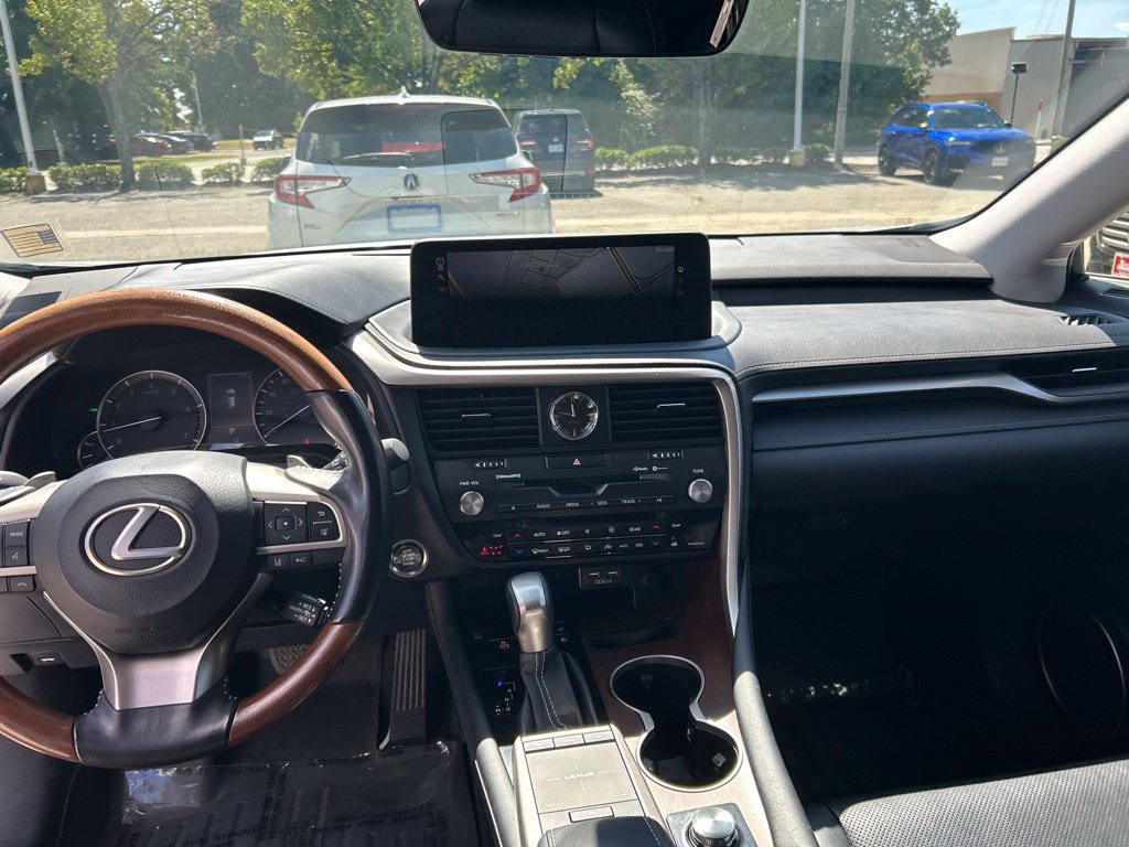 Used 2020 Lexus RX 350L Premium w/ Premium Package AWD/4WD image 21