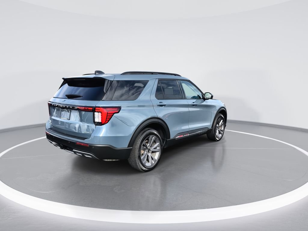 Used 2025 Ford Explorer Active w/ Active Comfort Package AWD/4WD image 8