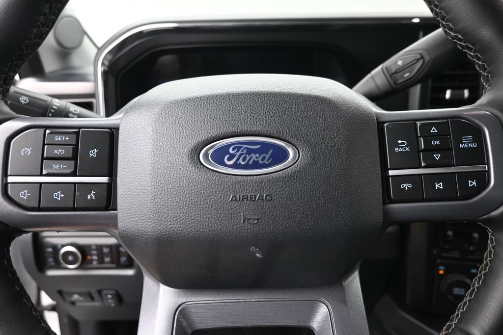 Used 2026 Ford F250 Lariat AWD/4WD image 17