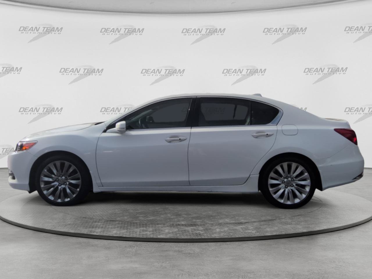 Used 2016 Acura RLX w/ Technology Package FWD image 4