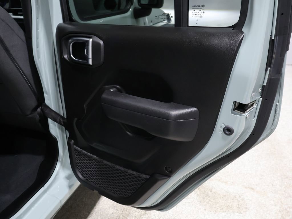 Used 2024 Jeep Wrangler Unlimited w/ Convenience Group image 22