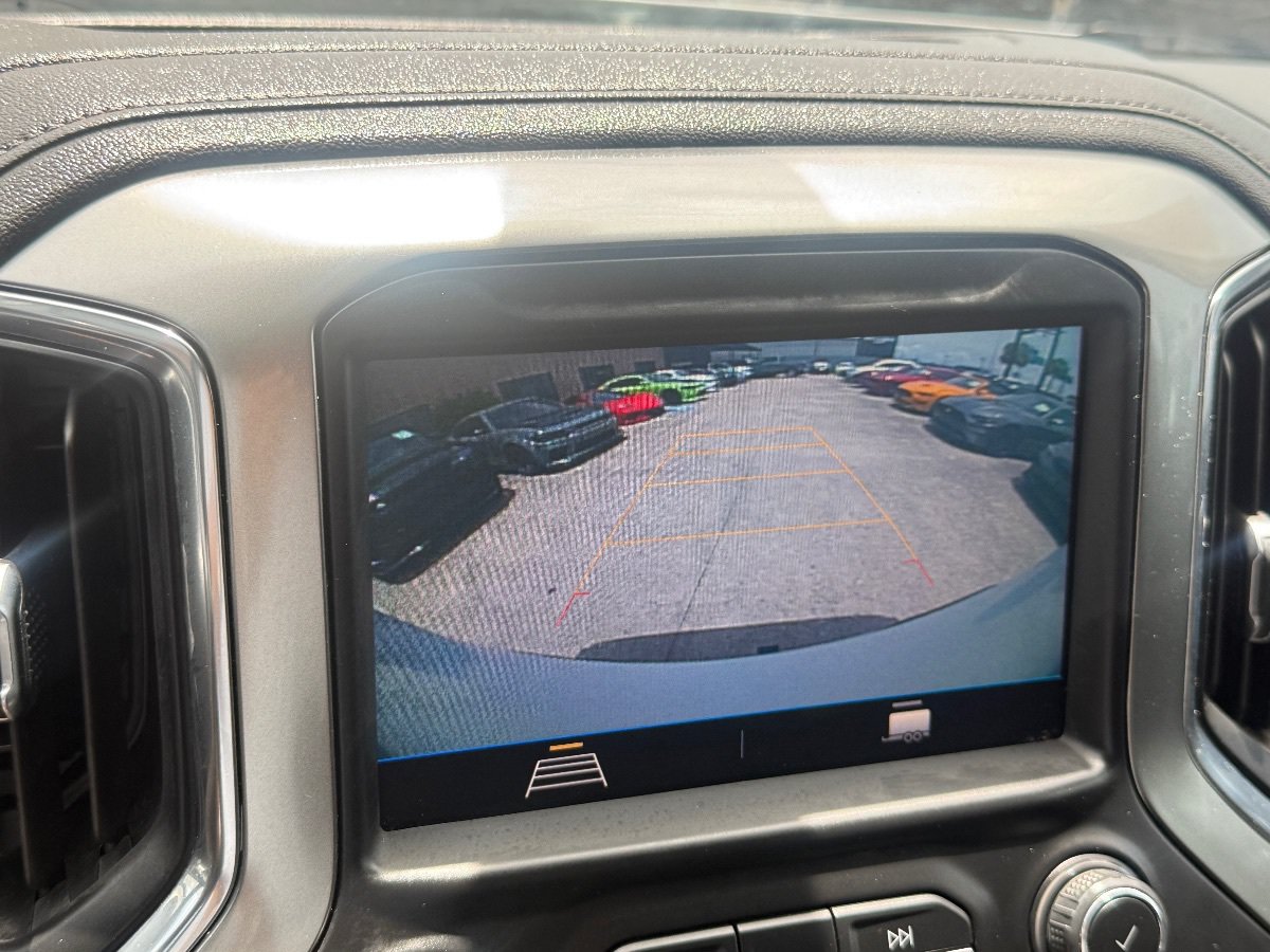 Used 2021 Chevrolet Silverado 1500 LT RWD image 32