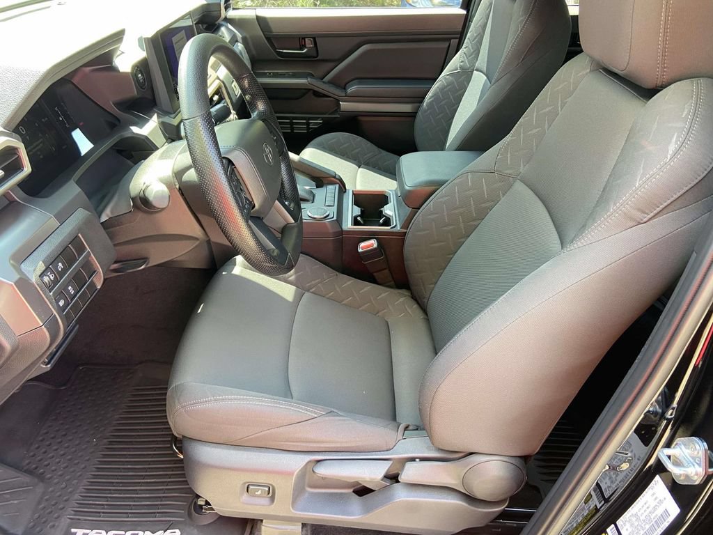 Used 2025 Toyota Tacoma SR5 RWD image 17