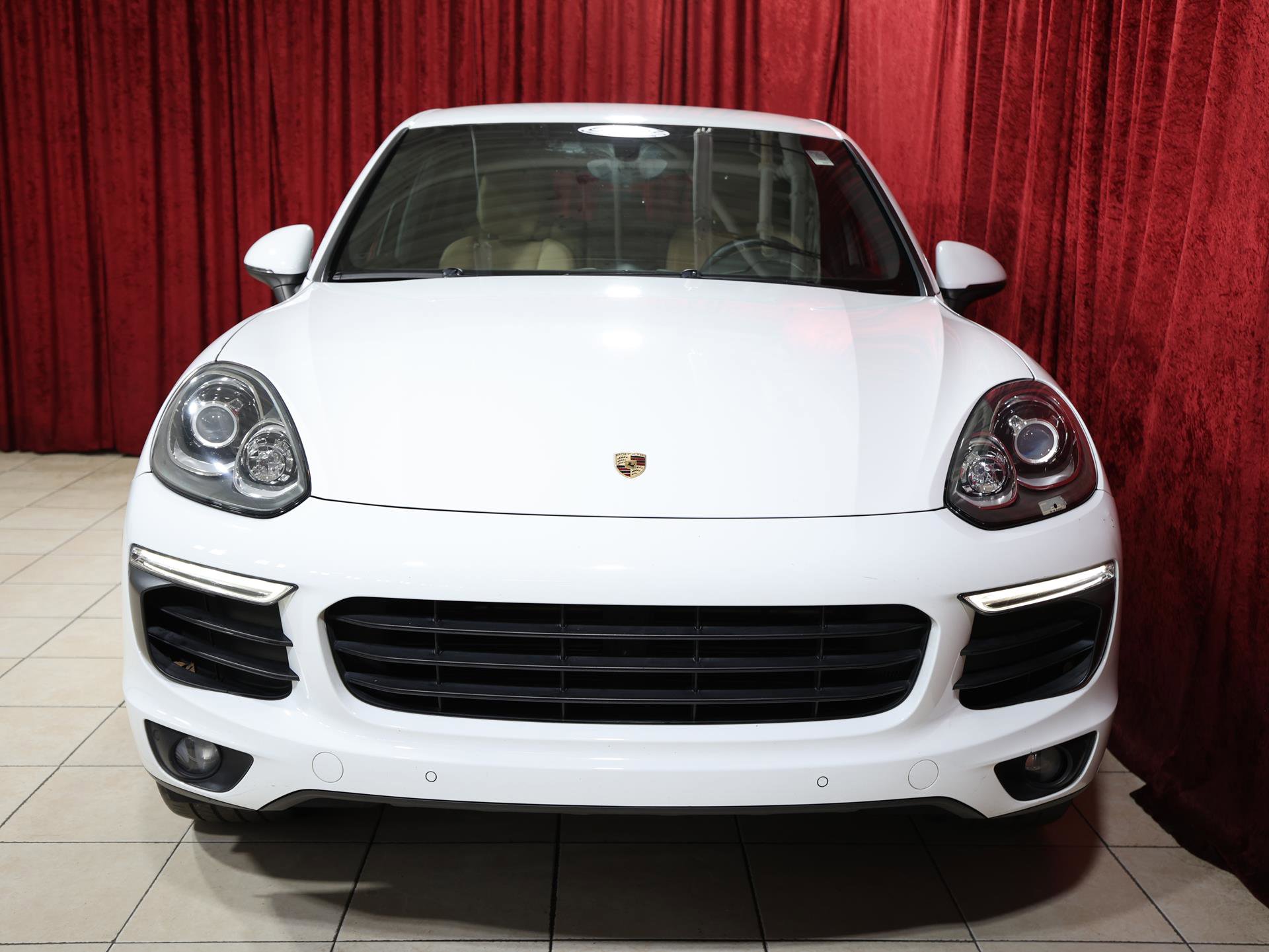 Used 2017 Porsche Cayenne image 9