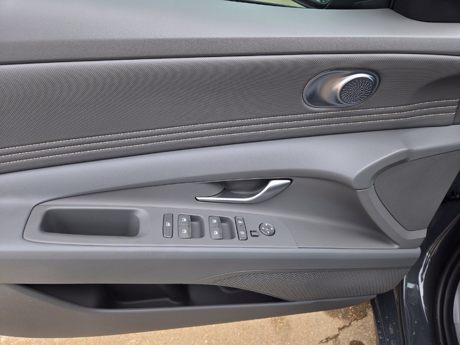New 2026 Hyundai Elantra SEL Sport Premium FWD image 18