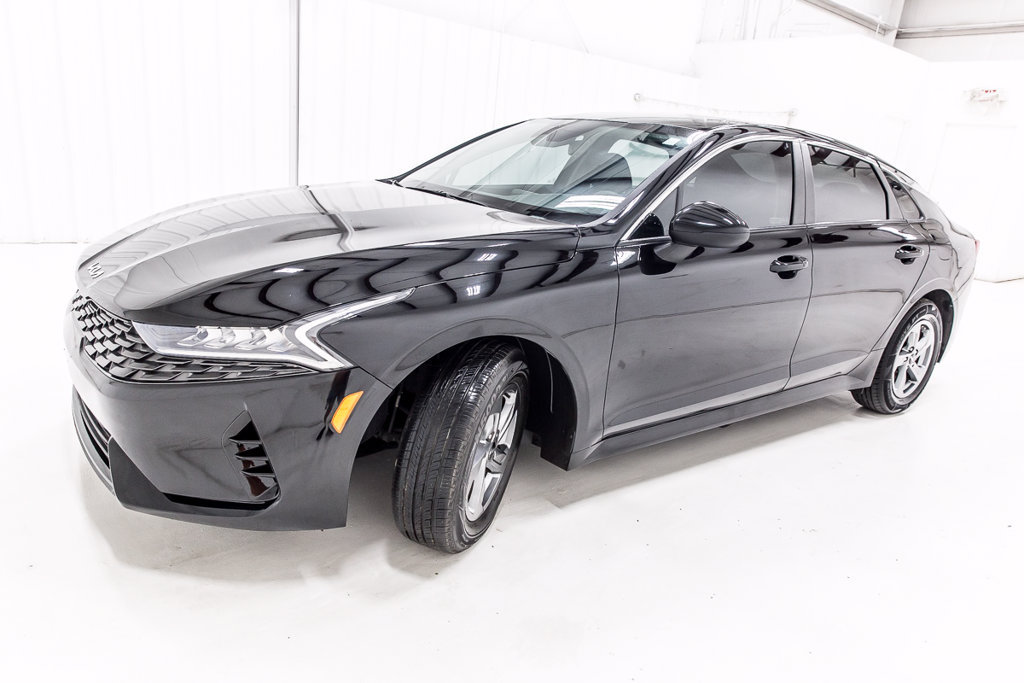 Used 2023 Kia K5 LXS FWD image 2