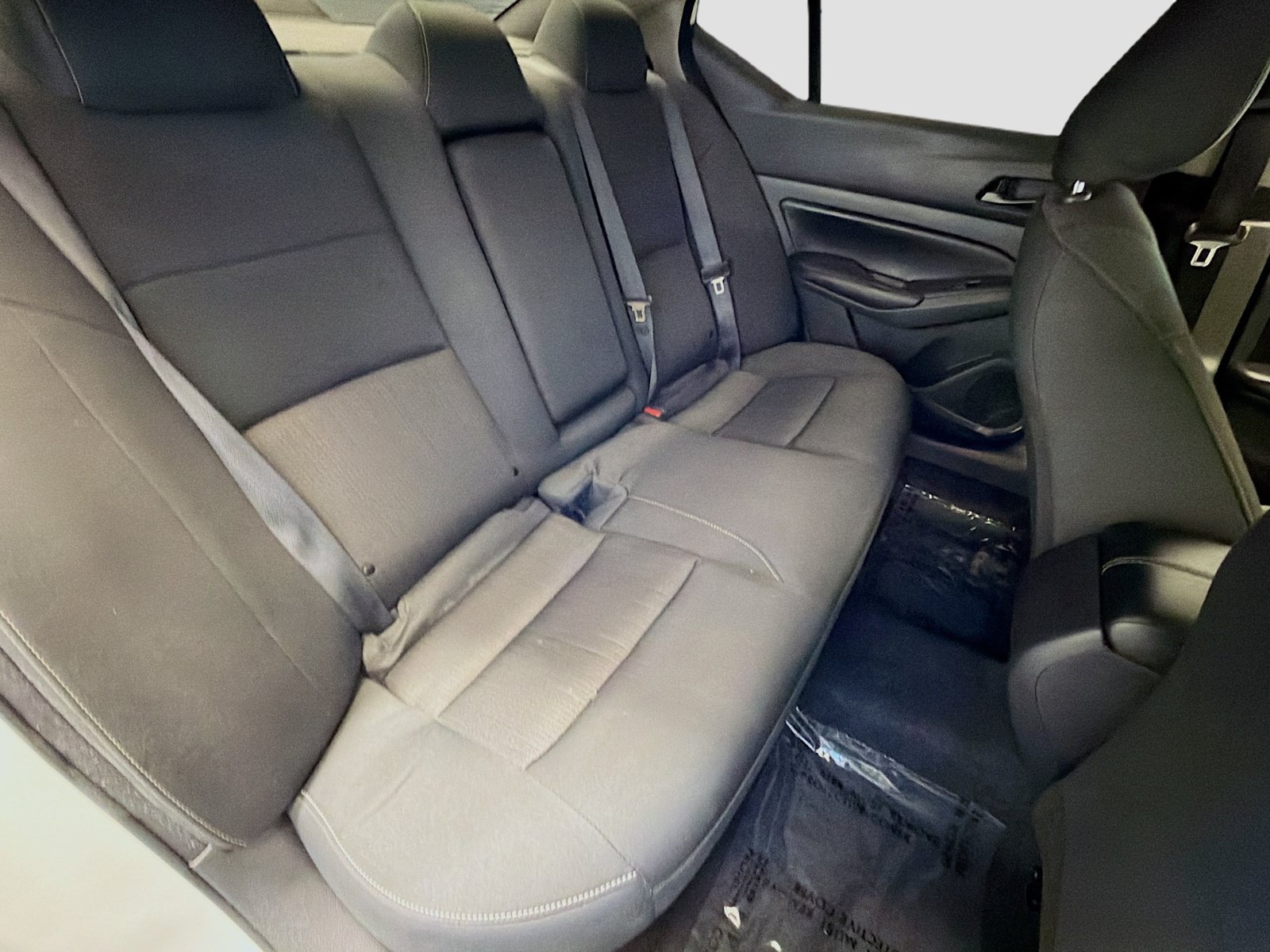 Used 2024 Nissan Altima 2.5 S FWD image 14