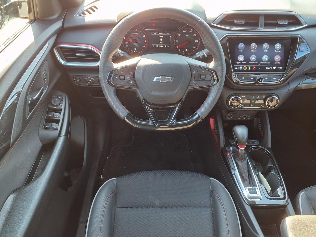 Used 2023 Chevrolet TrailBlazer RS w/ Convenience Package AWD/4WD image 17