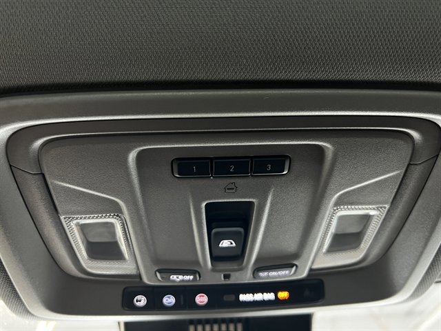 Used 2024 Chevrolet Silverado 3500 LT image 54