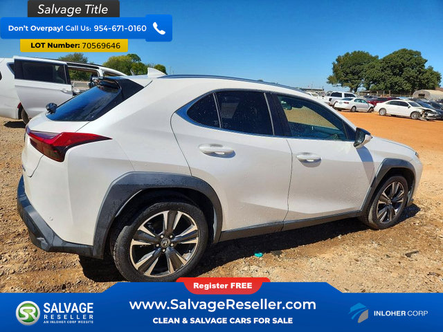 Used 2022 Lexus UX 200 w/ Accessory Package (Z1) FWD image 4