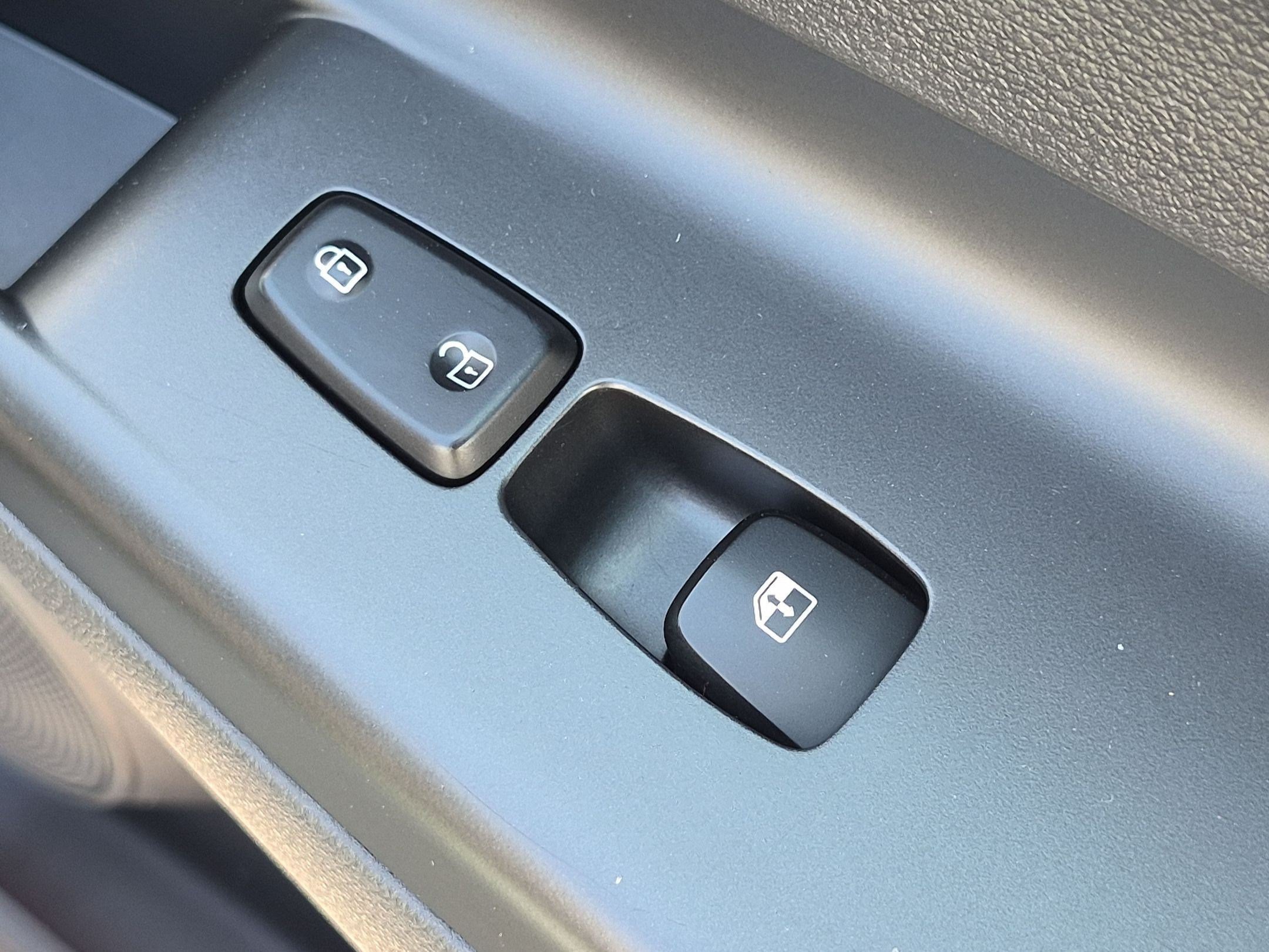 Used 2023 Hyundai Kona SEL AWD/4WD image 33