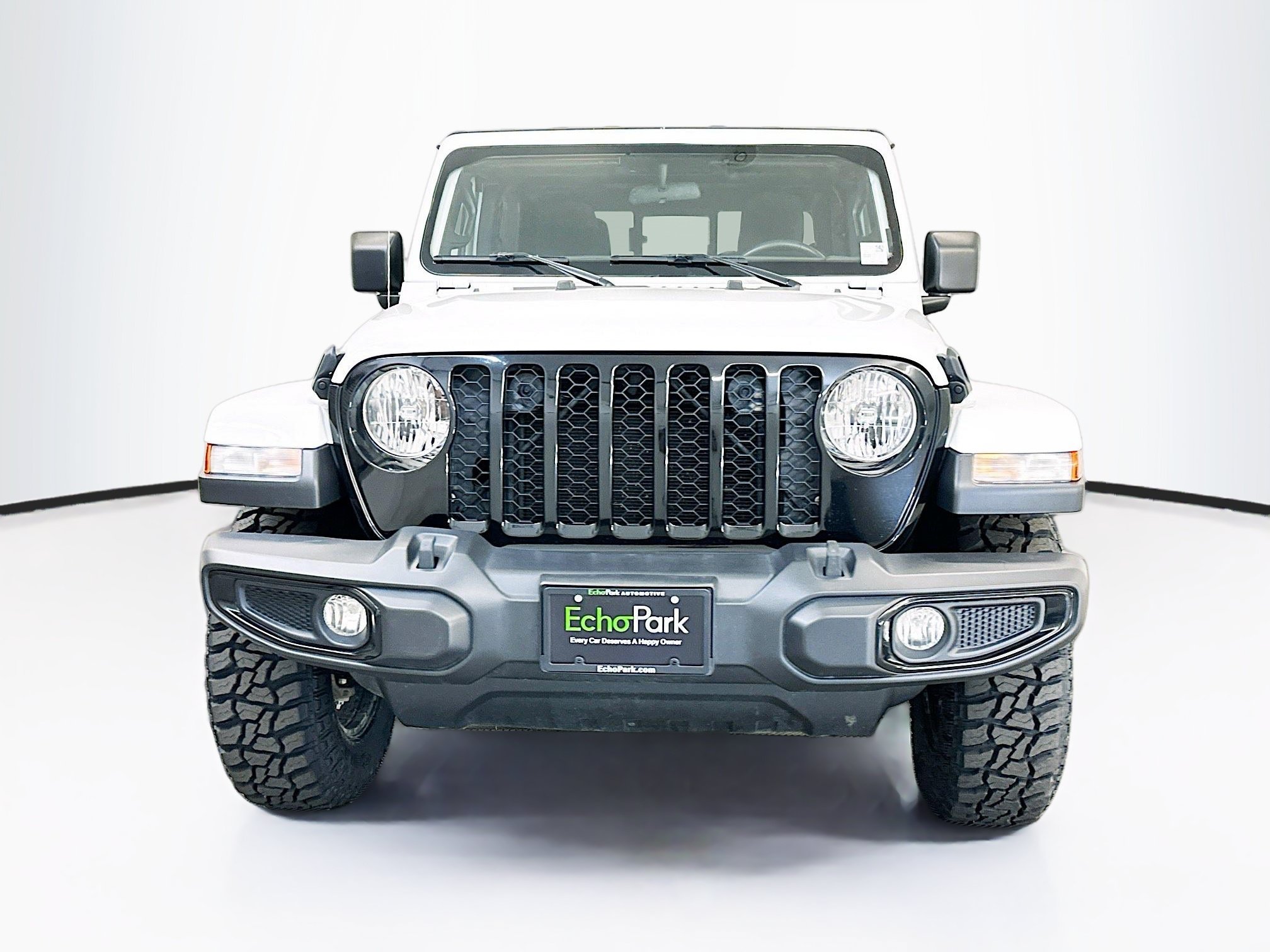 Used 2023 Jeep Gladiator Sport AWD/4WD image 2
